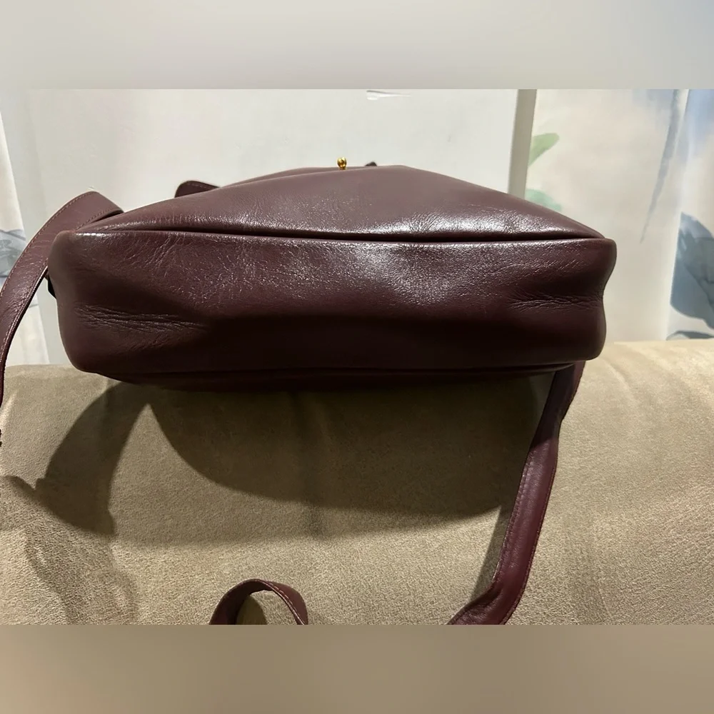 Authentic Vintage Cartier leather sling bag. Used - Picture 3 of 11